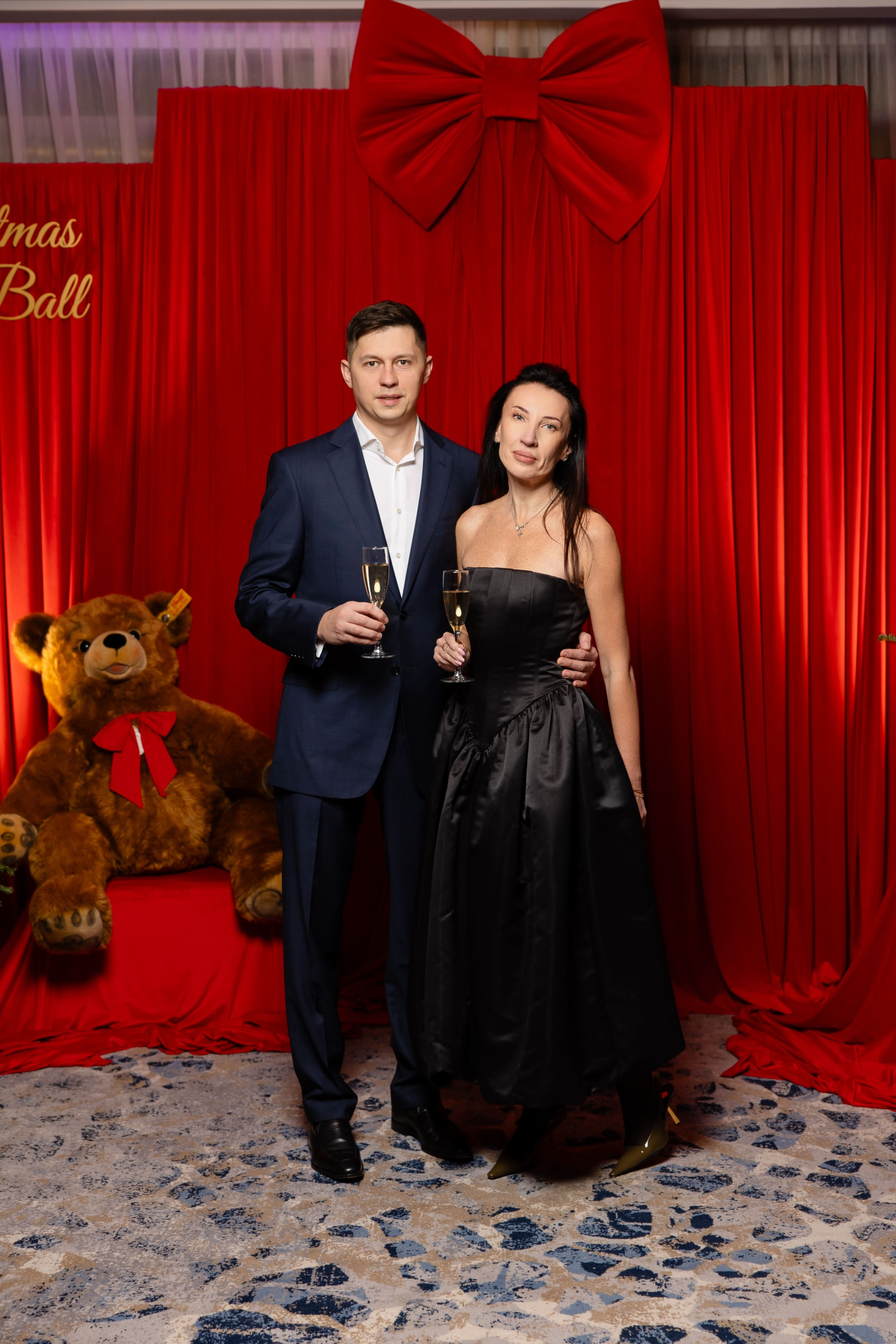 Магія та колекційні Teddy Bear: благодійний різдвяний бал від Little House Foundation