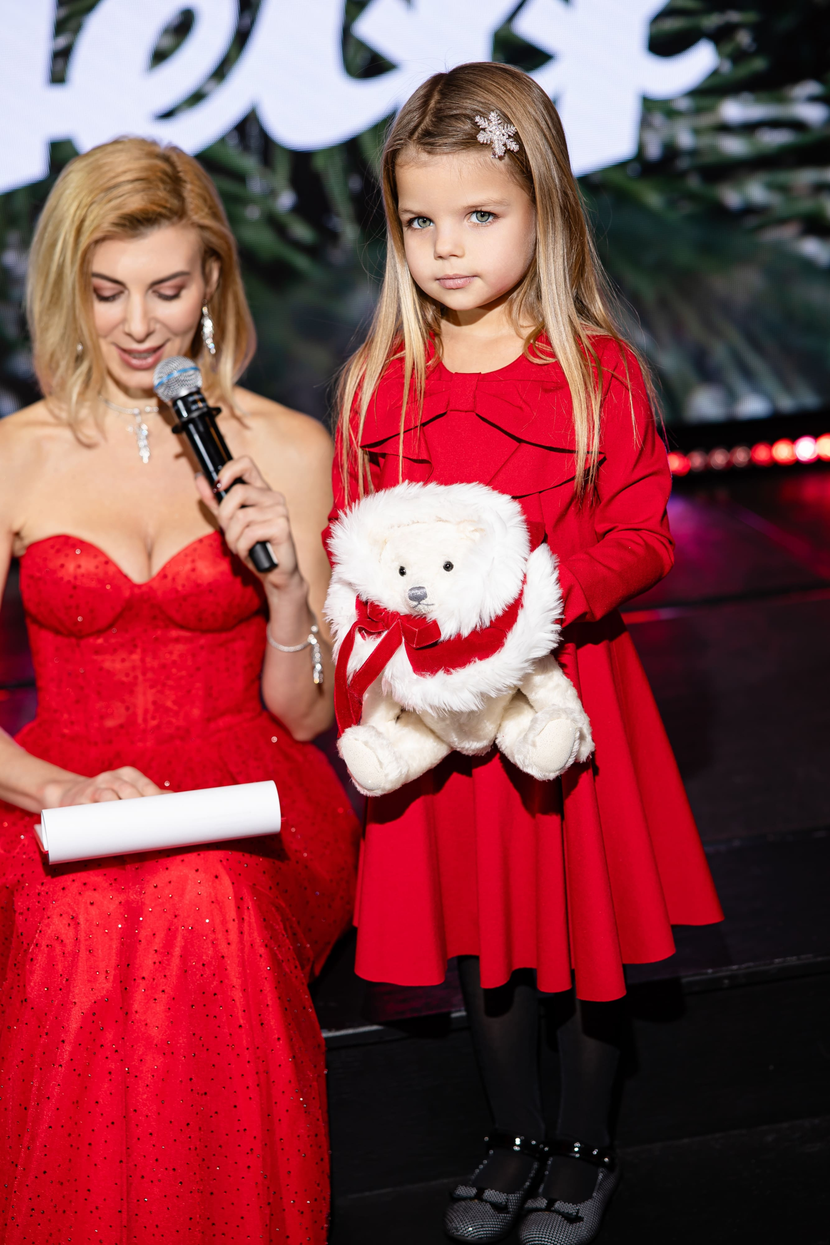 Магія та колекційні Teddy Bear: благодійний різдвяний бал від Little House Foundation