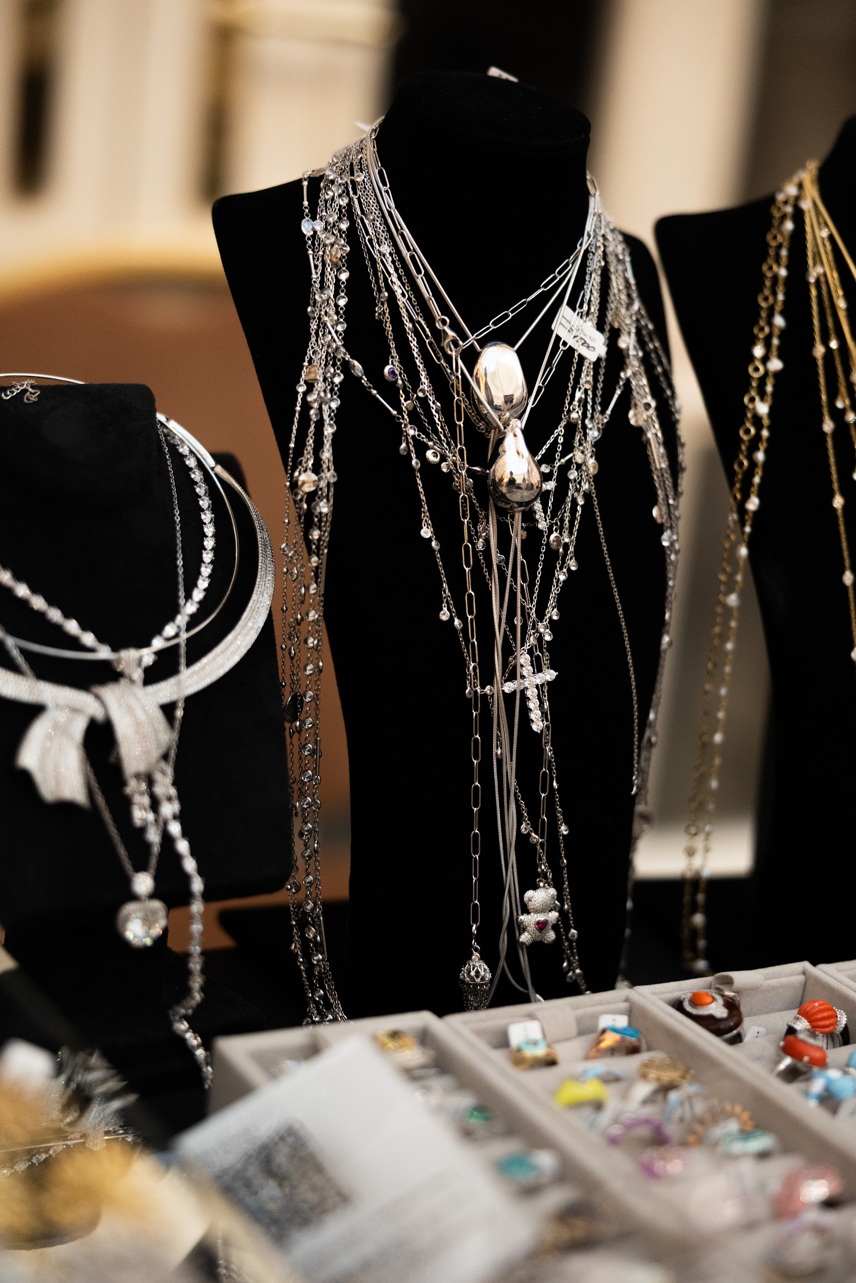 Весняний Fairmont Charity Market