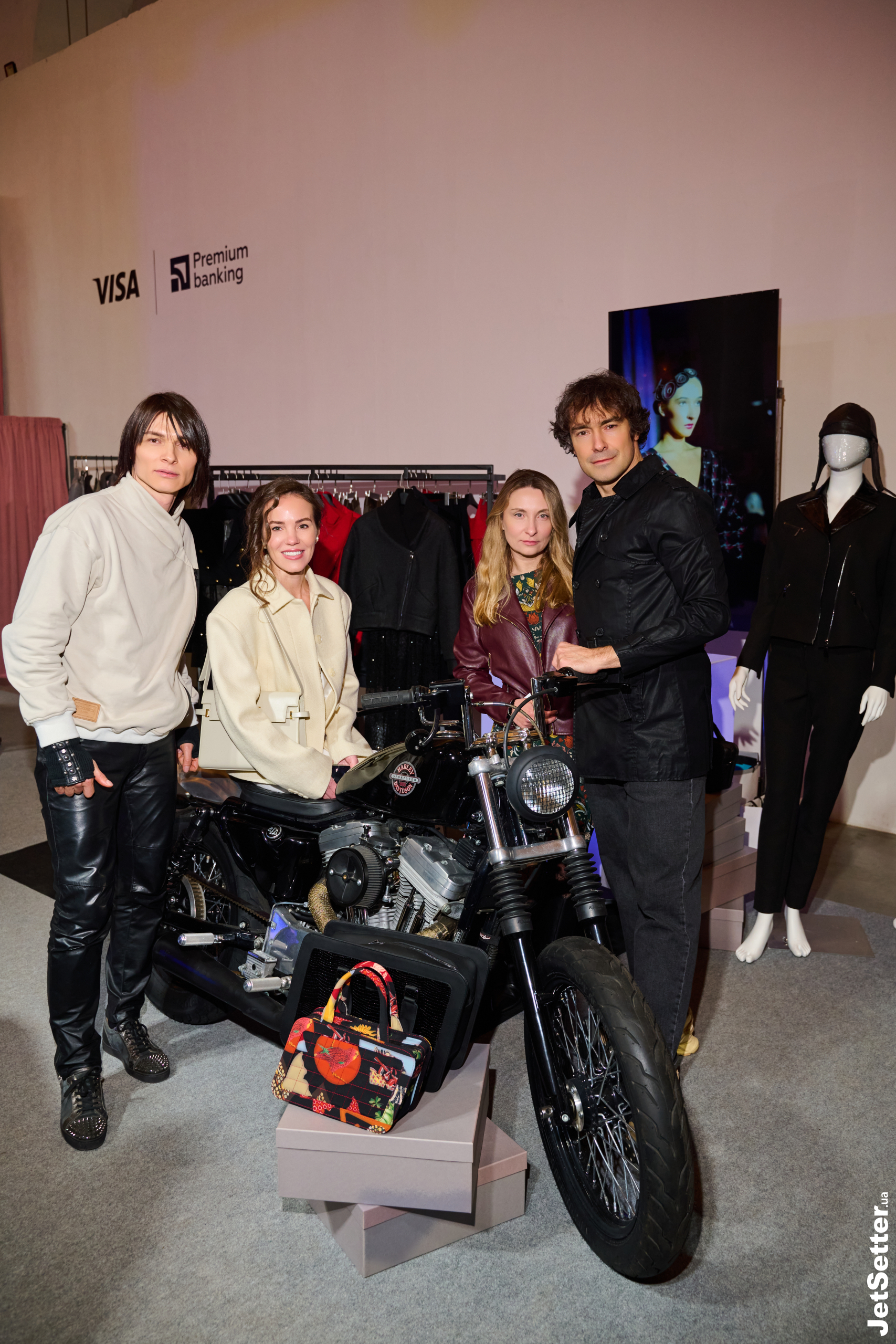 РІЕЛ на Ukrainian Fashion Week: як девелопмент перетинається з модою