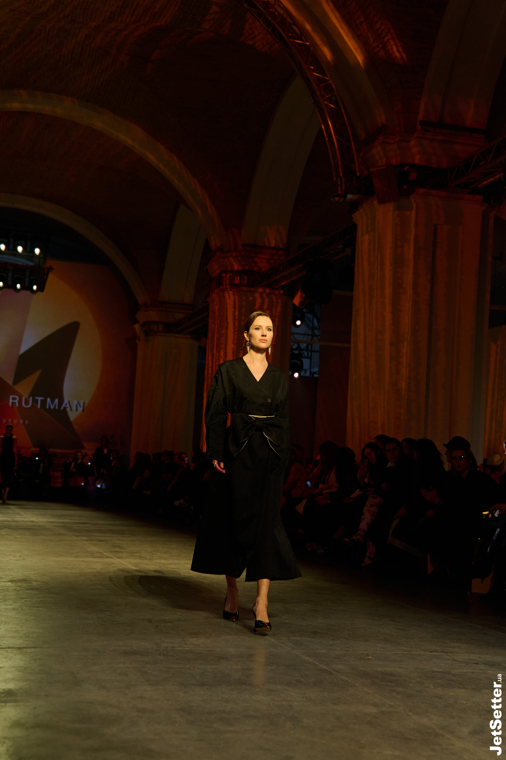 Ukrainian Fashion Week: присвята Олександрі Екстер від KATERINA RUTMAN