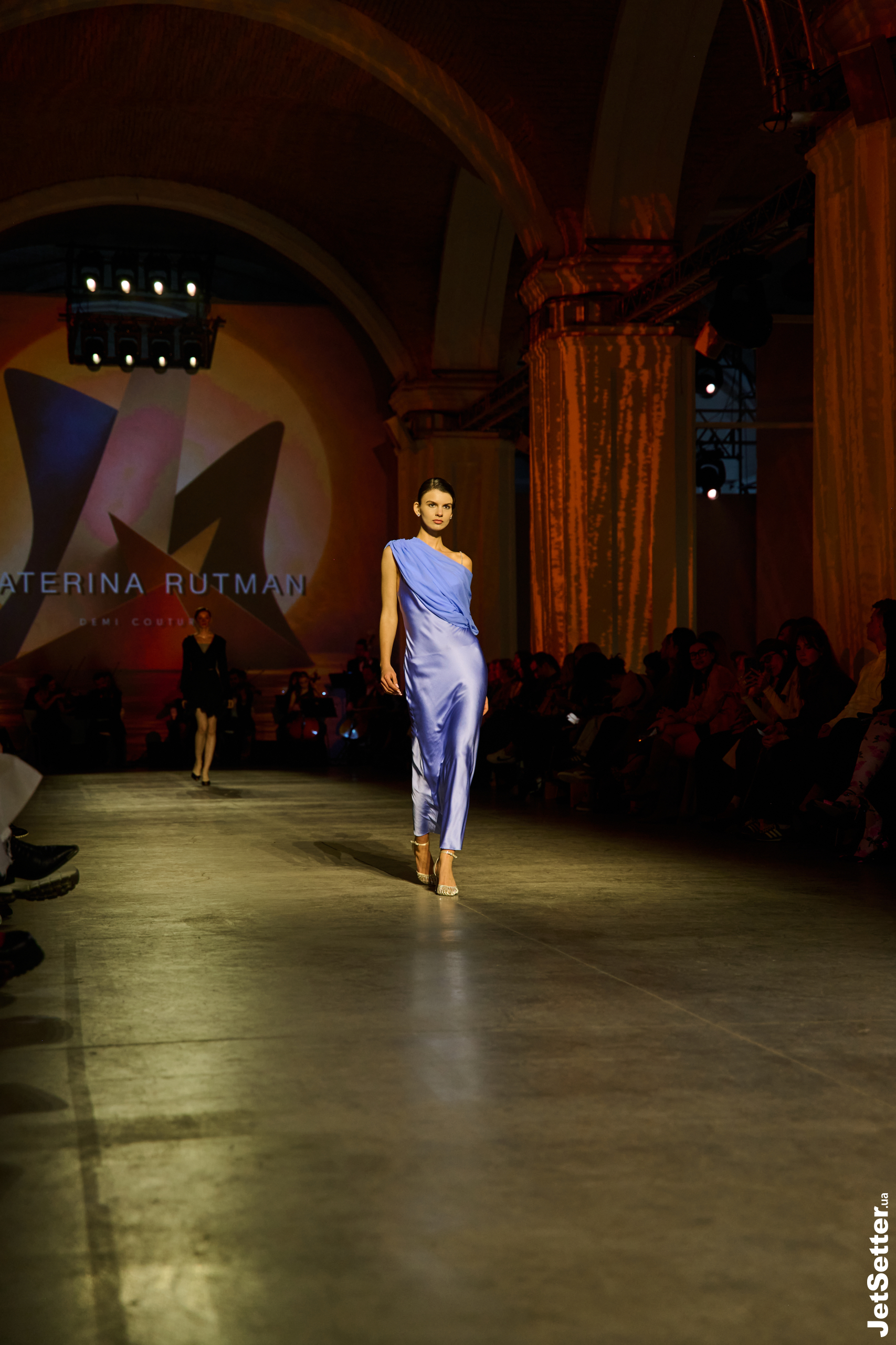 Ukrainian Fashion Week: присвята Олександрі Екстер від KATERINA RUTMAN