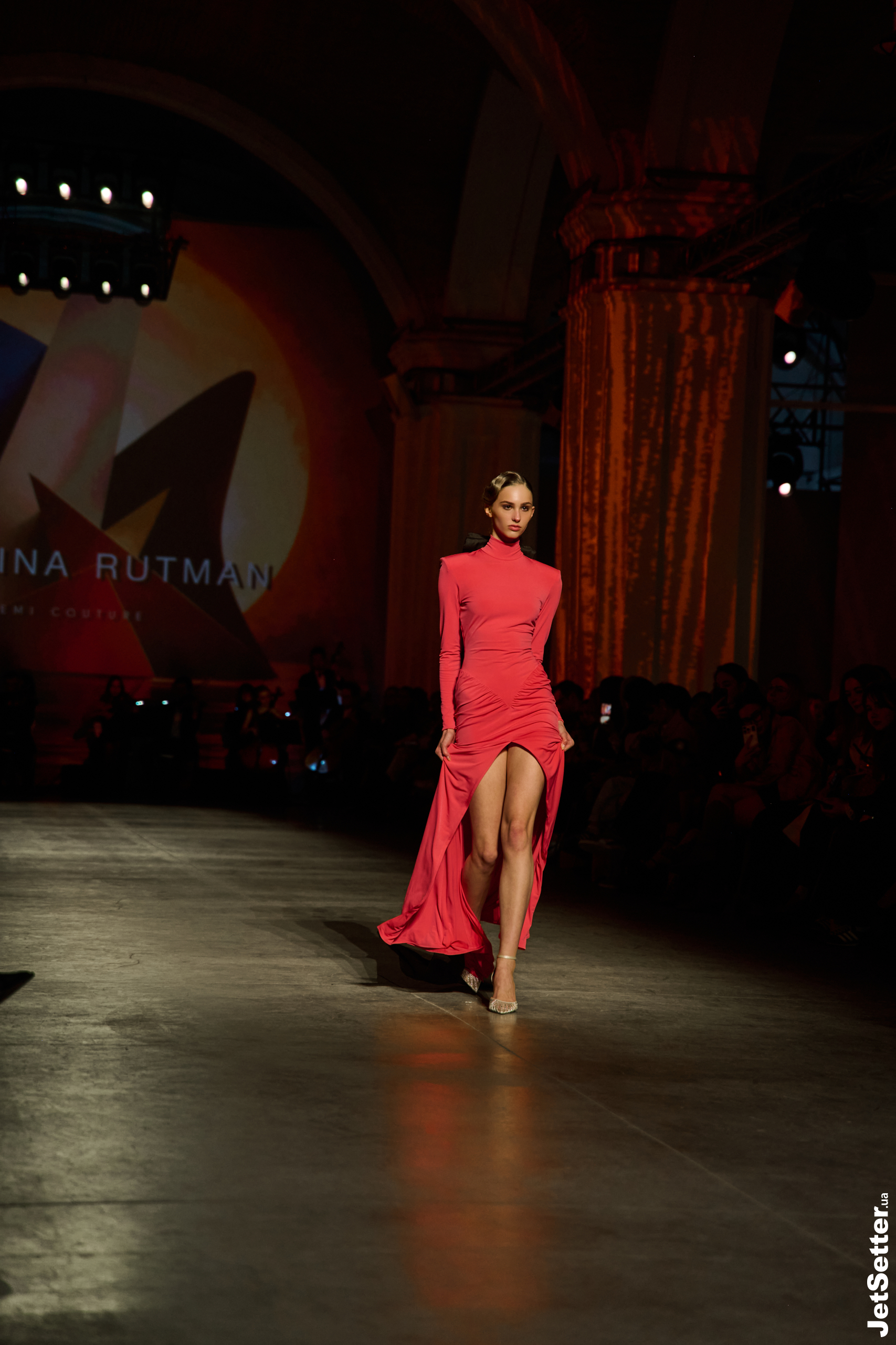 Ukrainian Fashion Week: присвята Олександрі Екстер від KATERINA RUTMAN