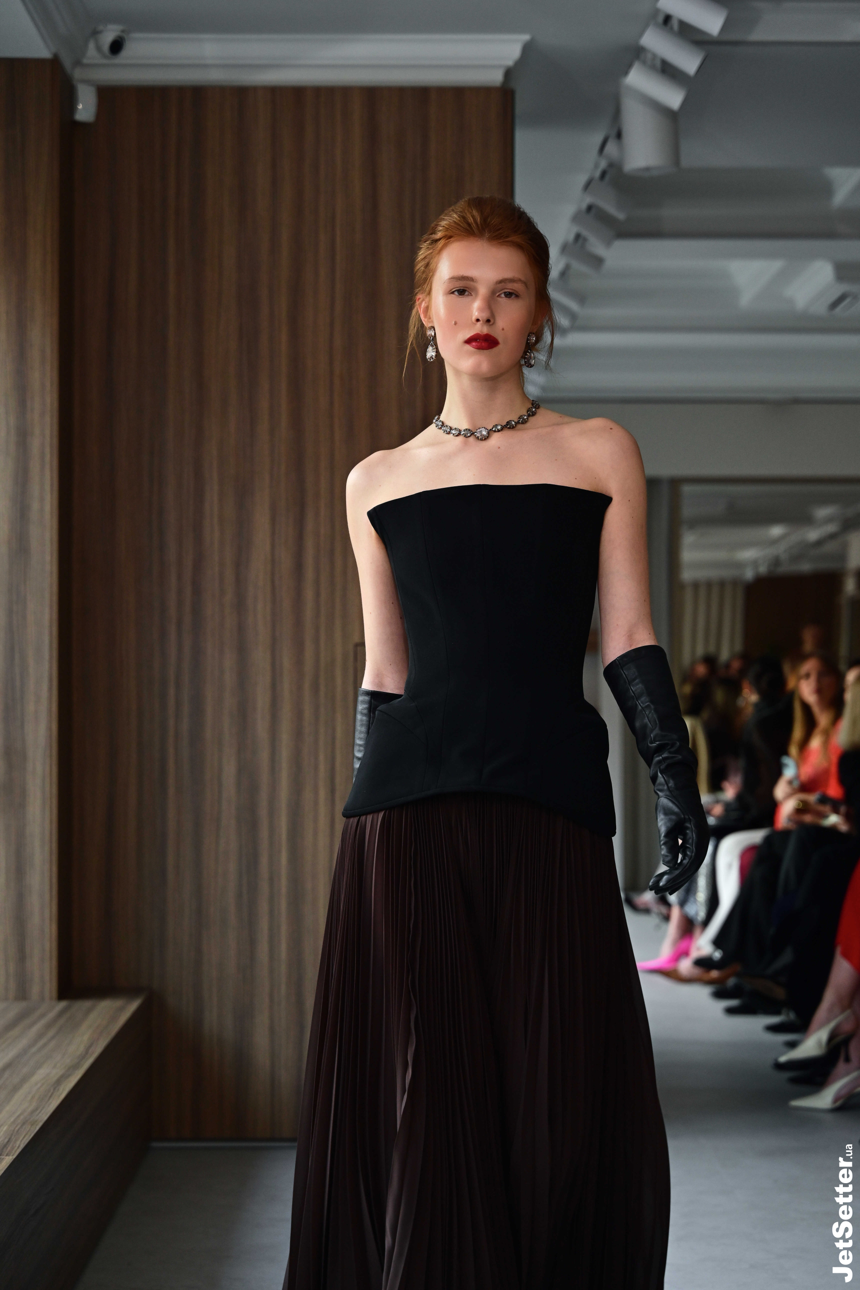 Презентація Salon de J’amemme: яким було відкриття Ukrainian Fashion Week FW26–27