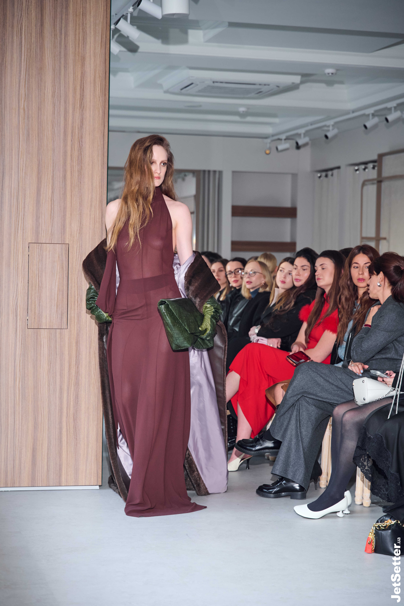 Презентація Salon de J’amemme: яким було відкриття Ukrainian Fashion Week FW26–27