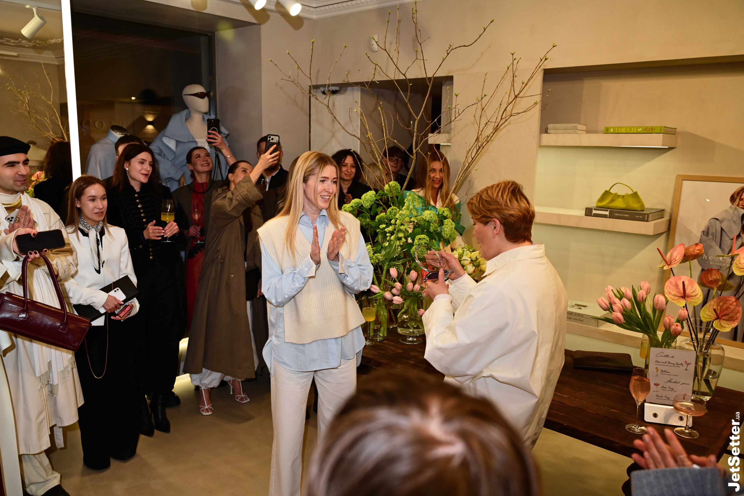 UFW: прескоктейль у шоурумі the COAT by Katya Silchenko