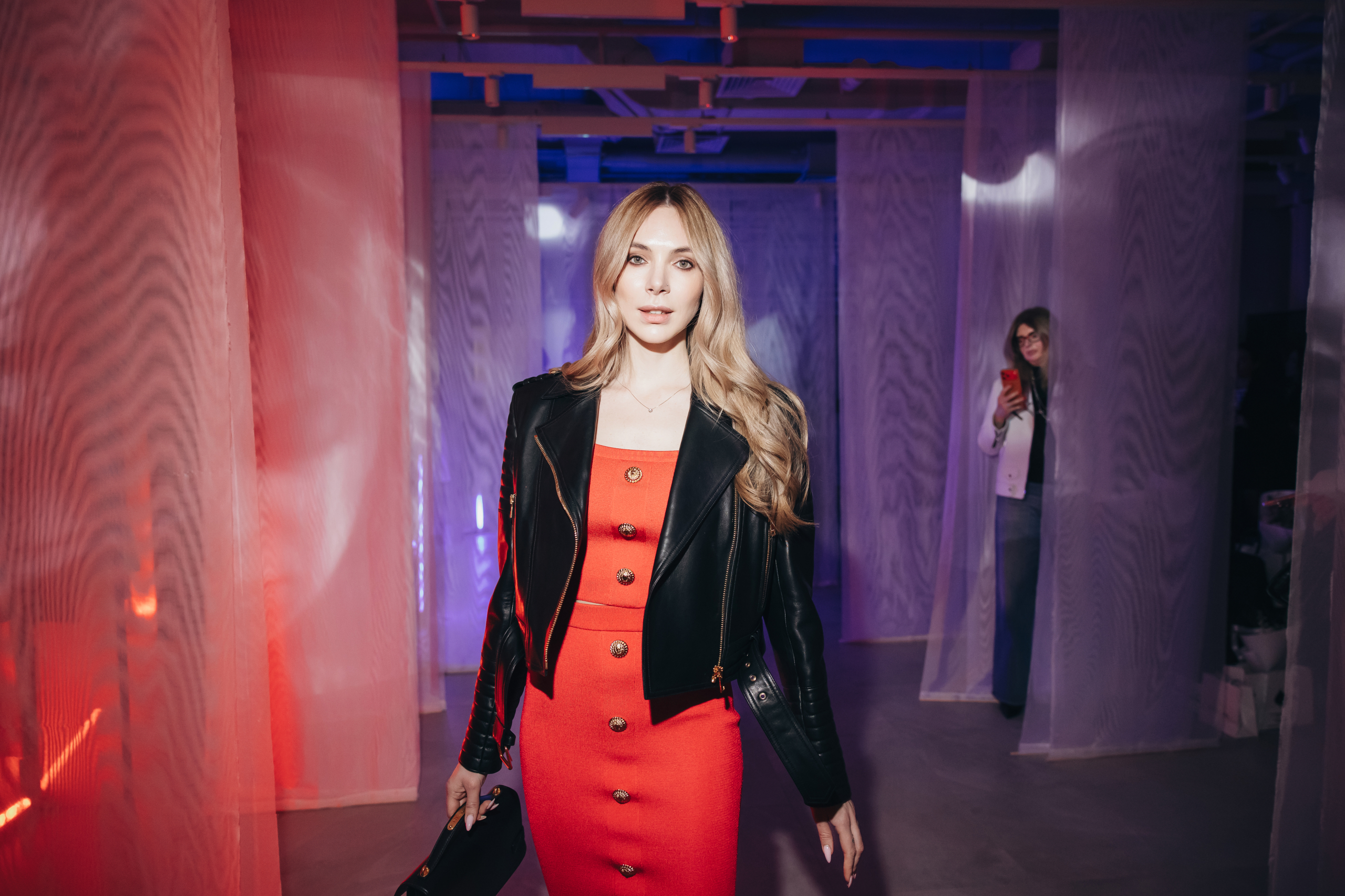 Кінематографічний fashion: KAMERON представив SS’2026 від Stella McCartney, Yves Salomon, Balmain, Dolce & Gabbana та Ralph Lauren Collection