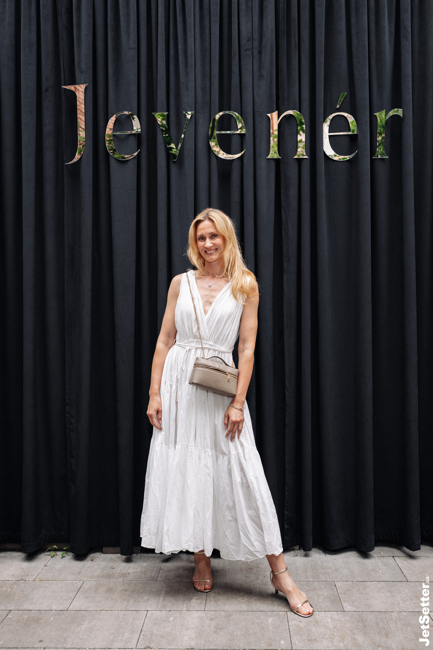 White Party з нагоди першого дня народження бренду артизанальних вінірів Jevener