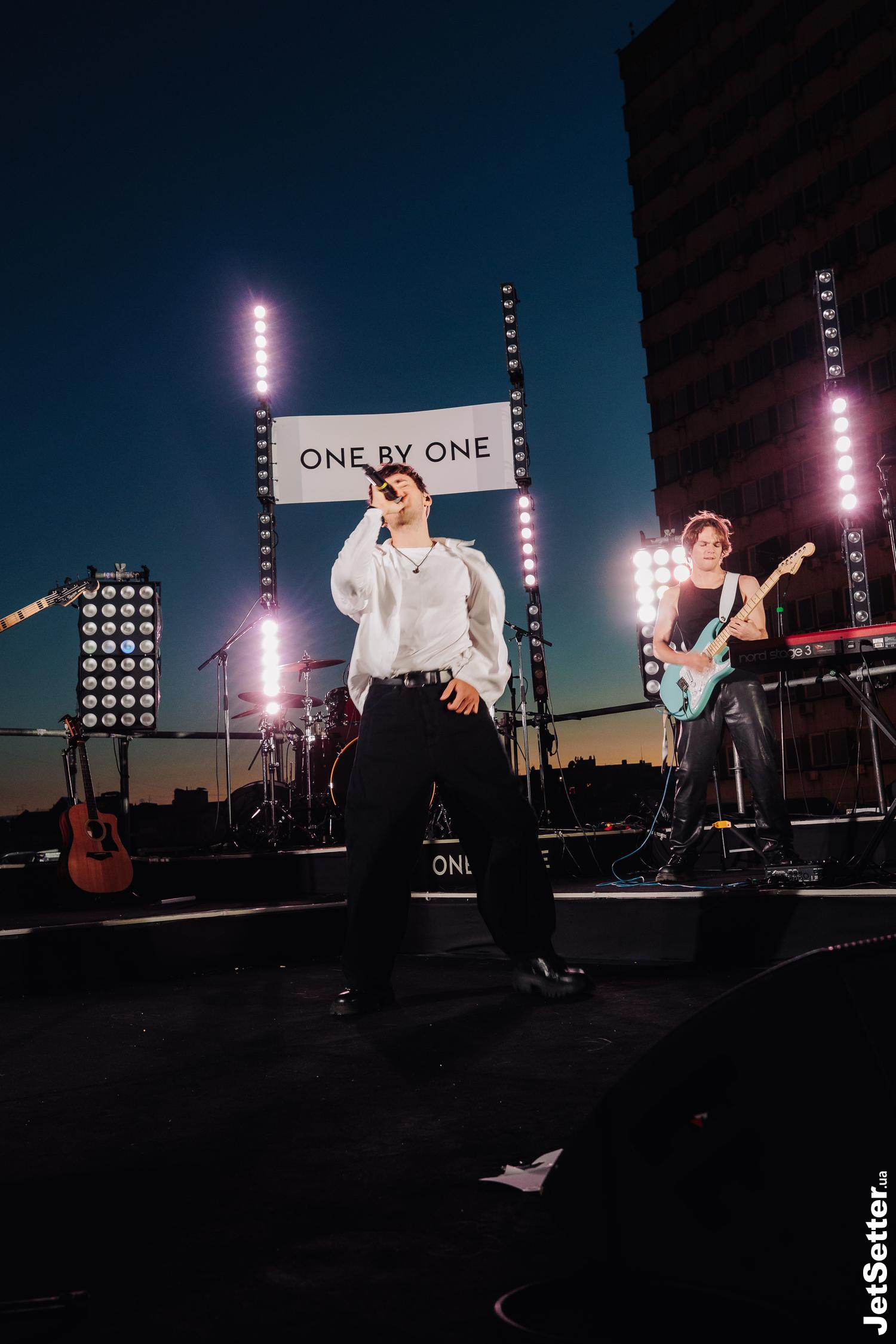 ONE BY ONE відсвяткував 11-річчя масштабною подією на даху Києва