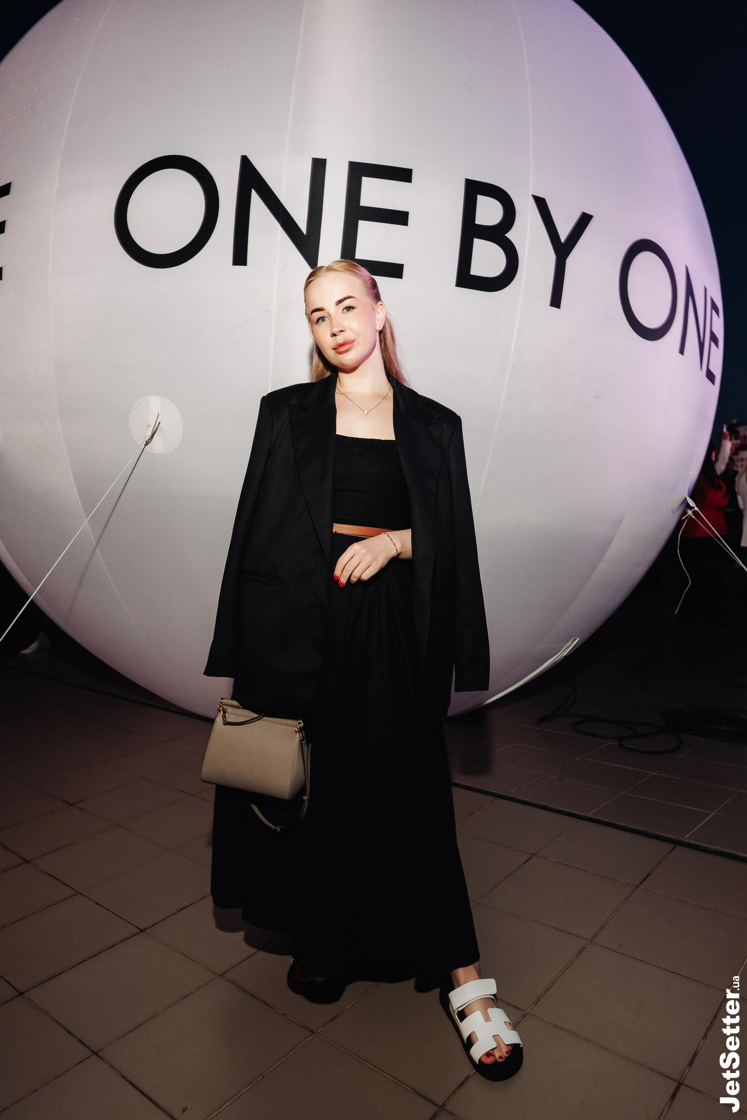 ONE BY ONE відсвяткував 11-річчя масштабною подією на даху Києва
