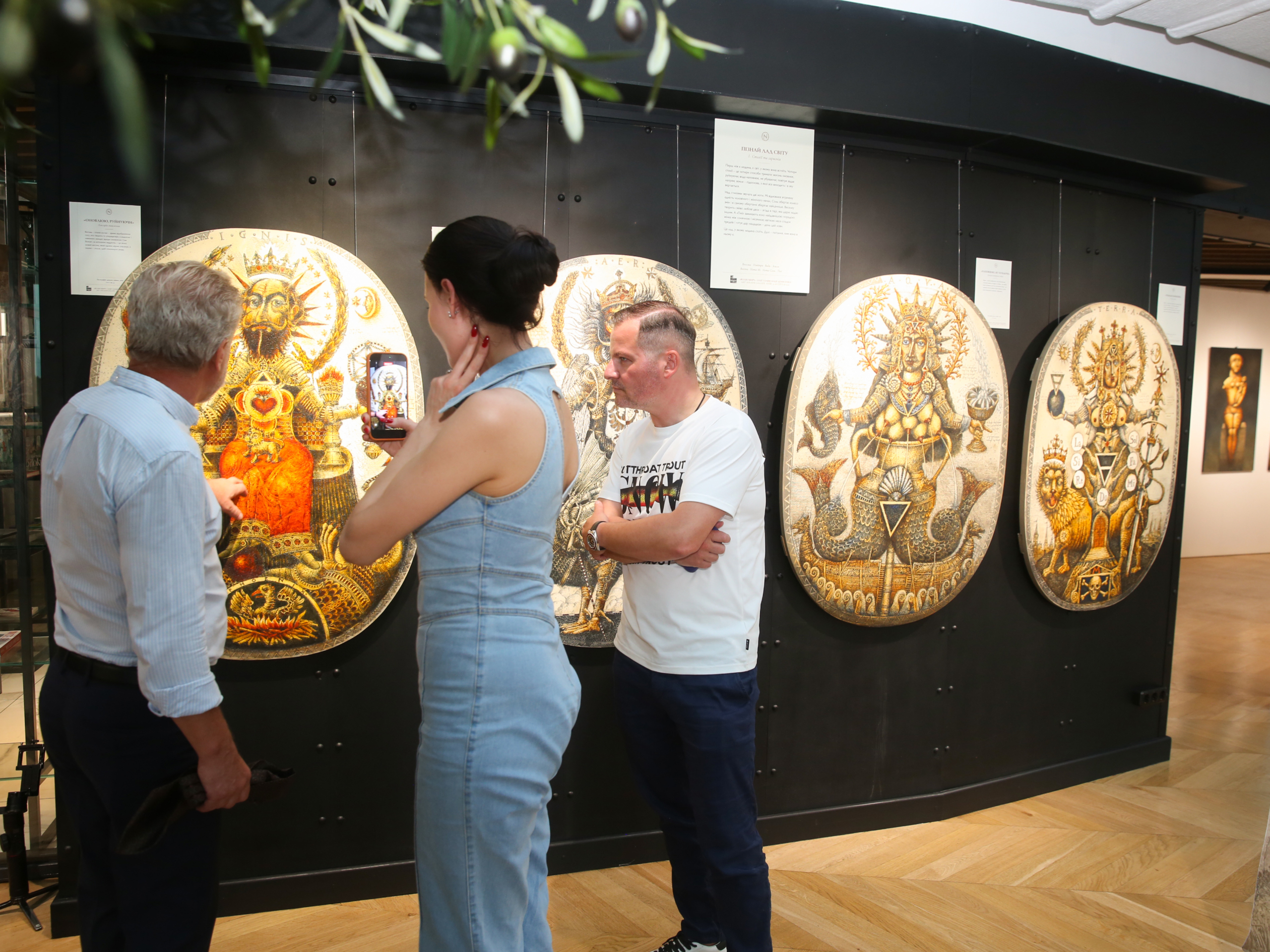 Відкриття виставки картин Олега та Олександра Денисенків в Art Ukraine Gallery