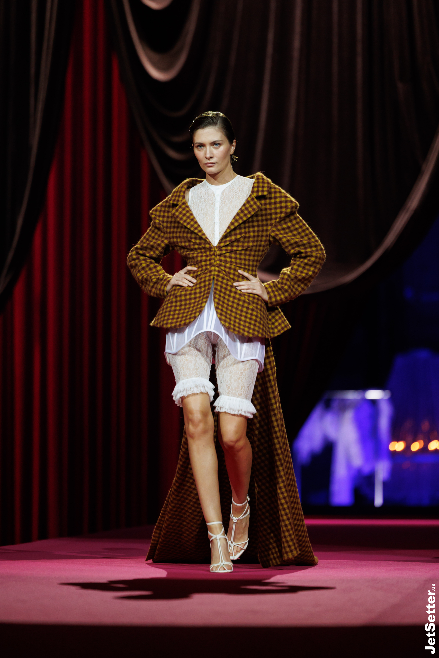 UFW: показ the COAT by Katya Silchenko FW 26/27 в Національній опері України