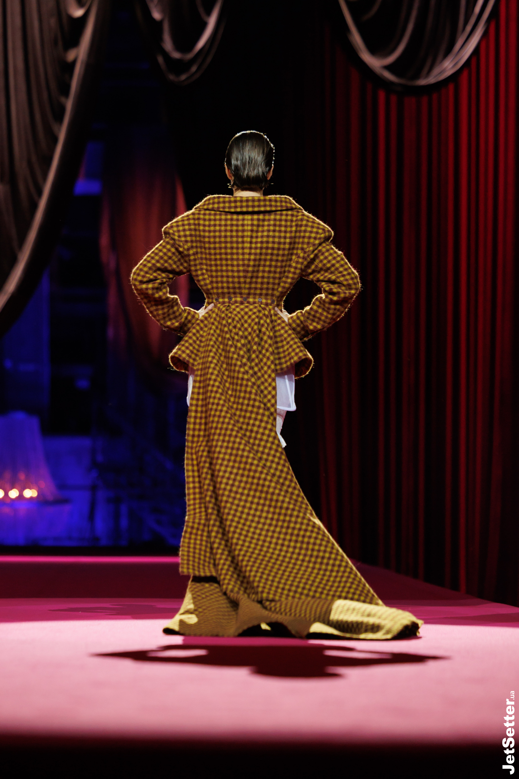 UFW: показ the COAT by Katya Silchenko FW 26/27 в Національній опері України