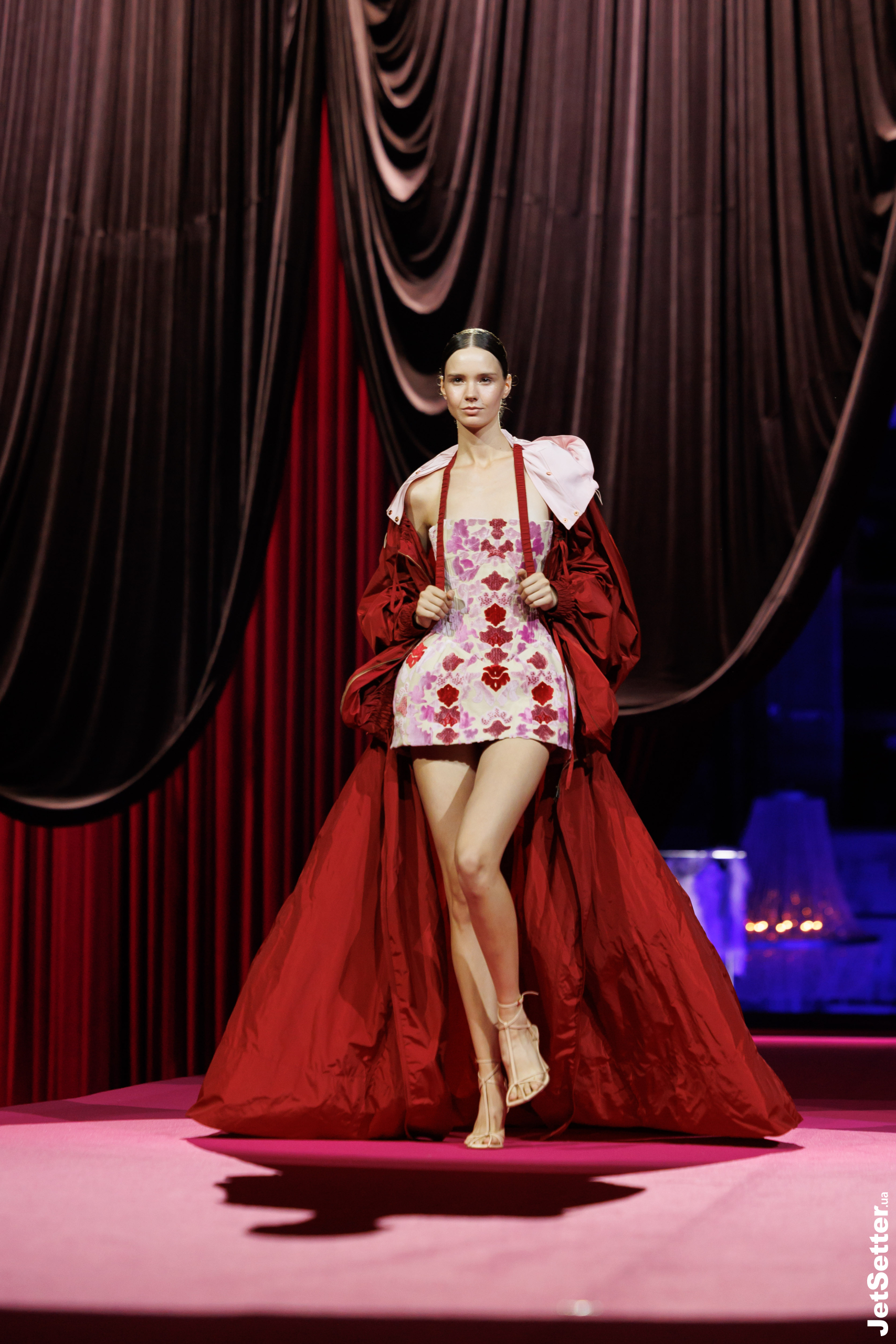 UFW: показ the COAT by Katya Silchenko FW 26/27 в Національній опері України