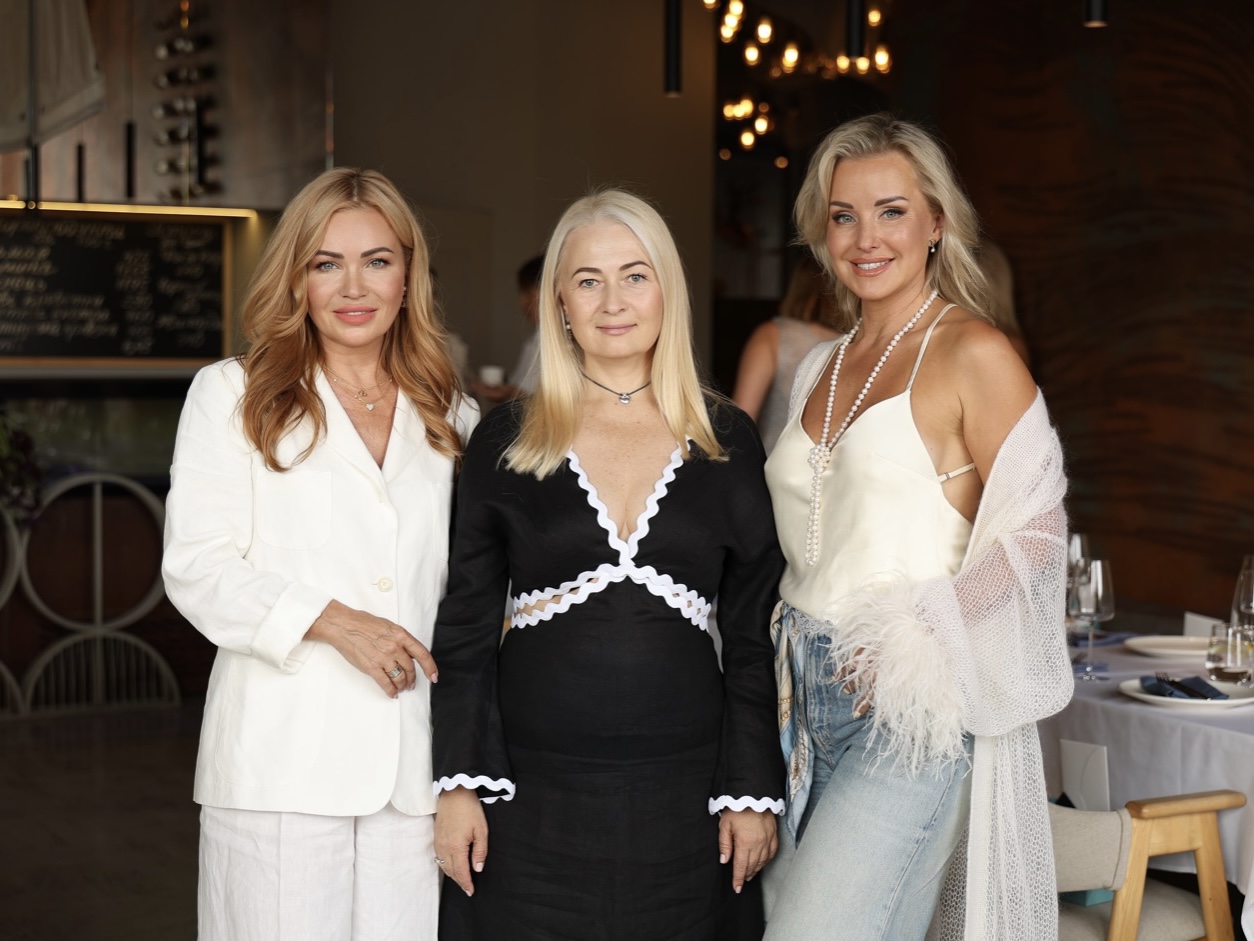 Світлана Третякова,Ліда Філатова,Олена Акімова