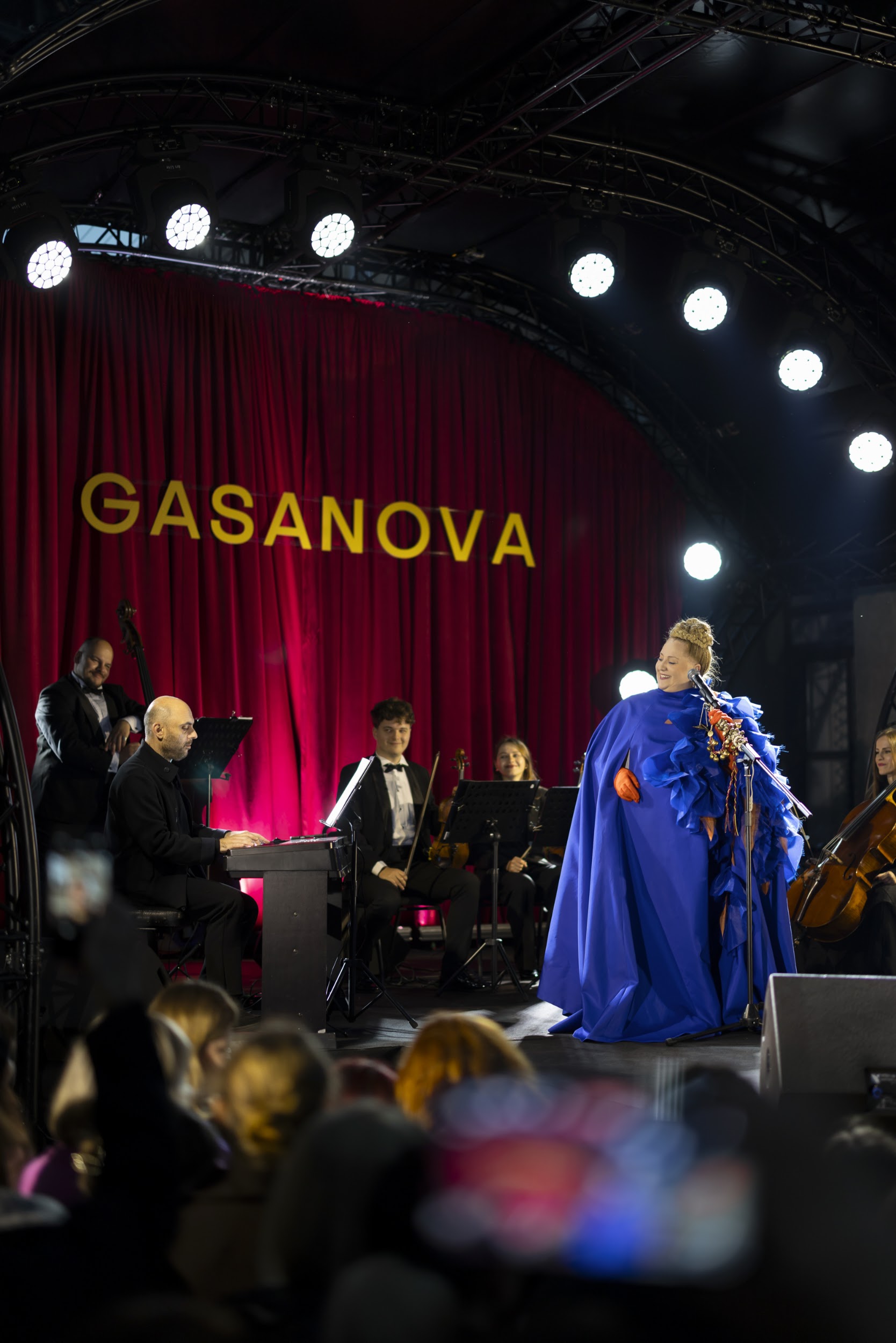 Відкриття бутика GASANOVA у Львові концертом Ніно Катамадзе